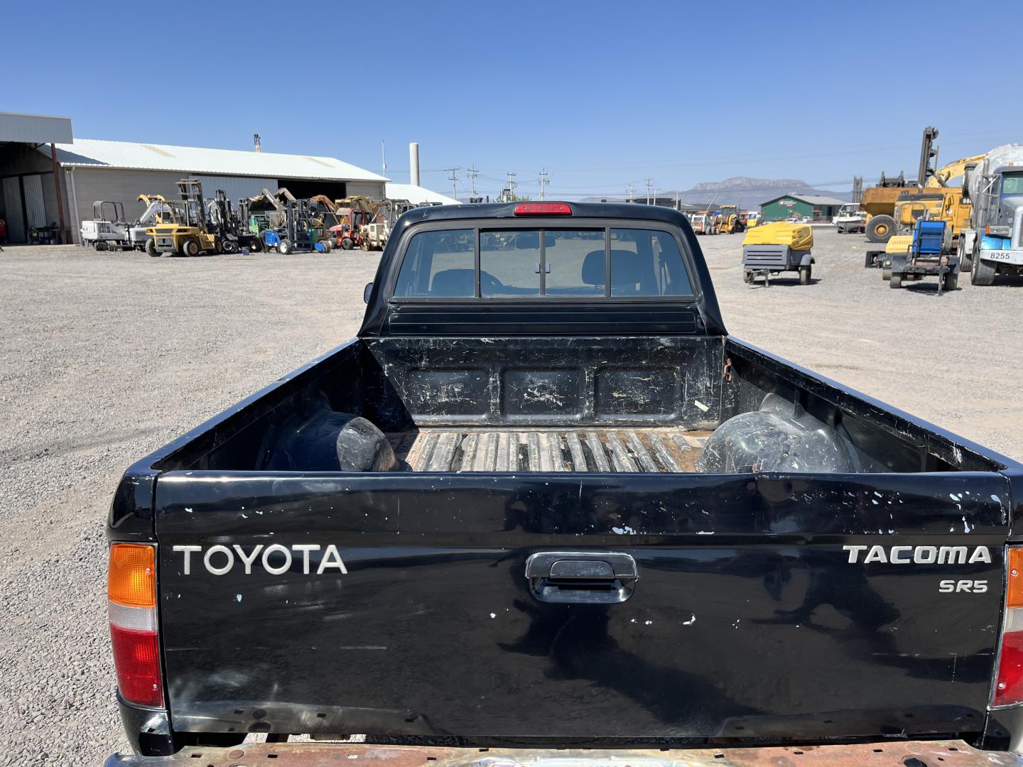 ./imagenes/INVOICE/2019/15908/PICK UP TOYOTA TACOMA (4).JPG